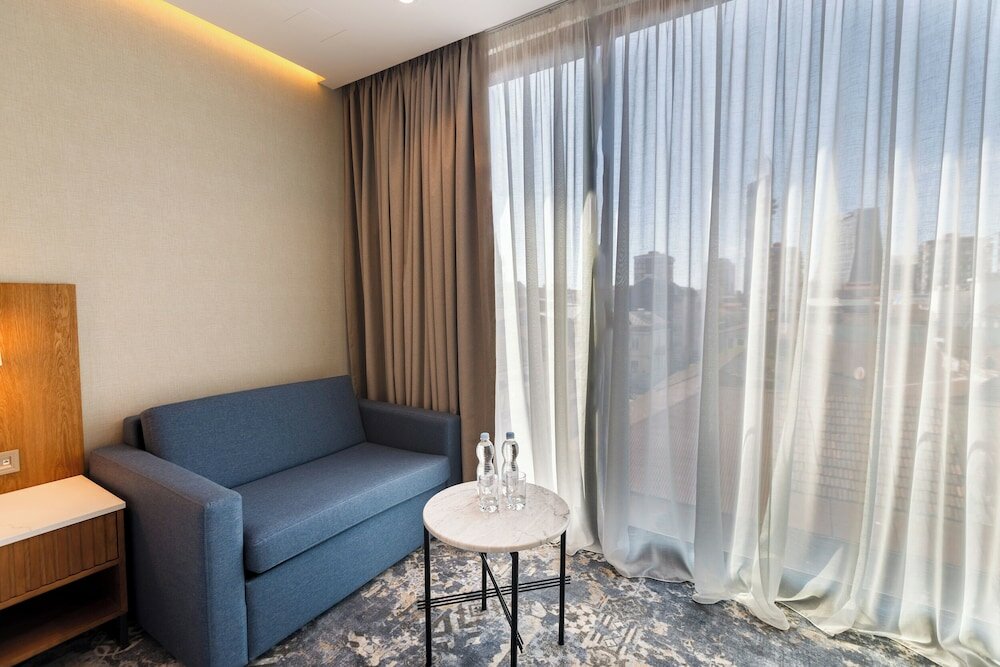 Фото Piazza Epigraph