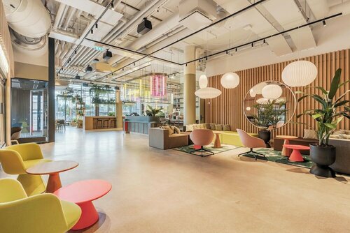 Гостиница Comfort Hotel Helsinki Airport в Вантаа