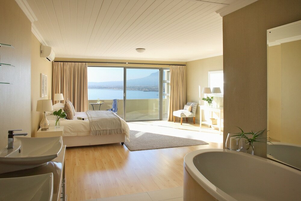 Фото Bayview Gordon's Bay