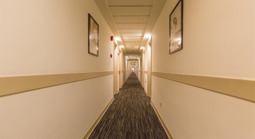 Фото Jinjiang Inn Xinxiang Railway Station