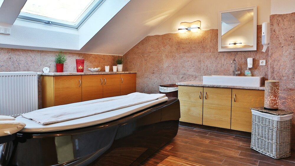 Фото Hotel Rössle Berneck