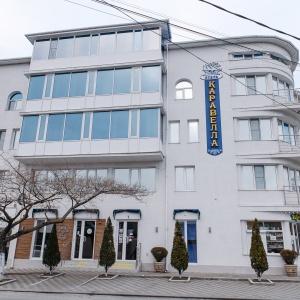 Фото Каравелла