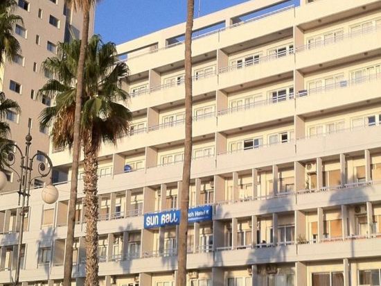 Фото Sun Hall Beach Hotel Apts