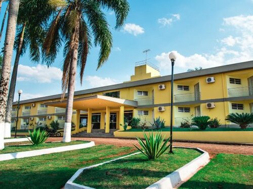 Внешний вид отеля Canzi Cataratas Hotel в Фосе ду Игуасу, фото 1