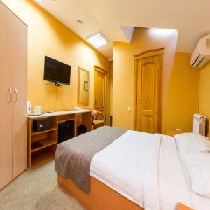 Фото Меньшиков