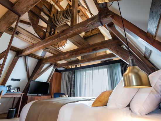 Фото The Hendrick's Hotel