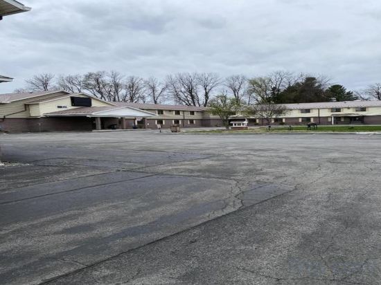 Фото Econo Lodge Massena Hwy 37