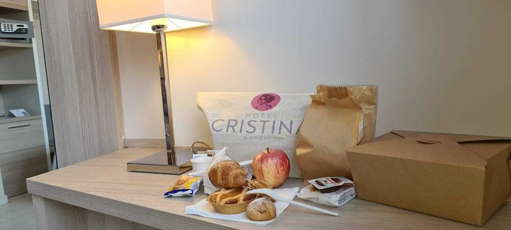 Фото Hotel Cristina