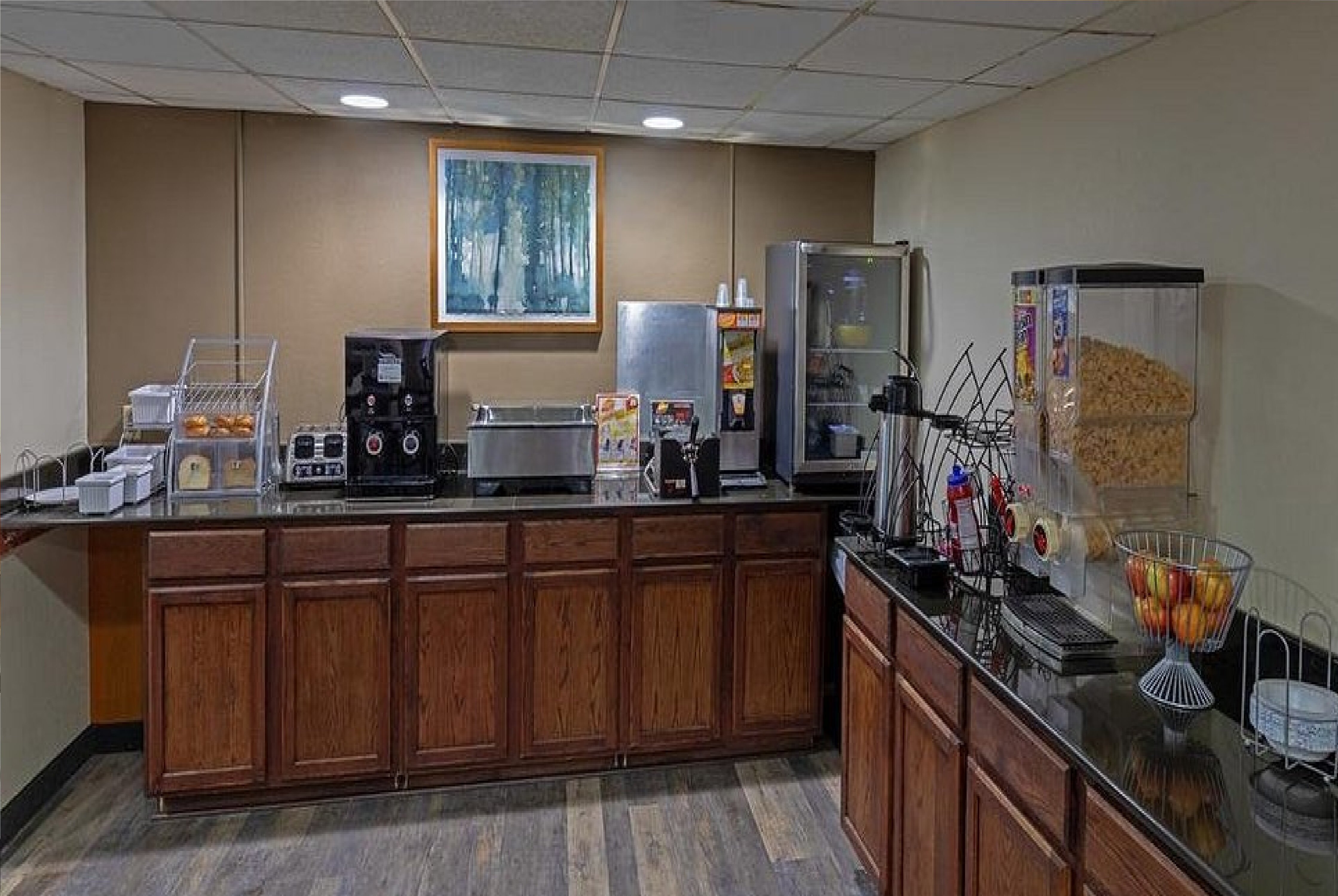 Фото Wingate by Wyndham Somerset