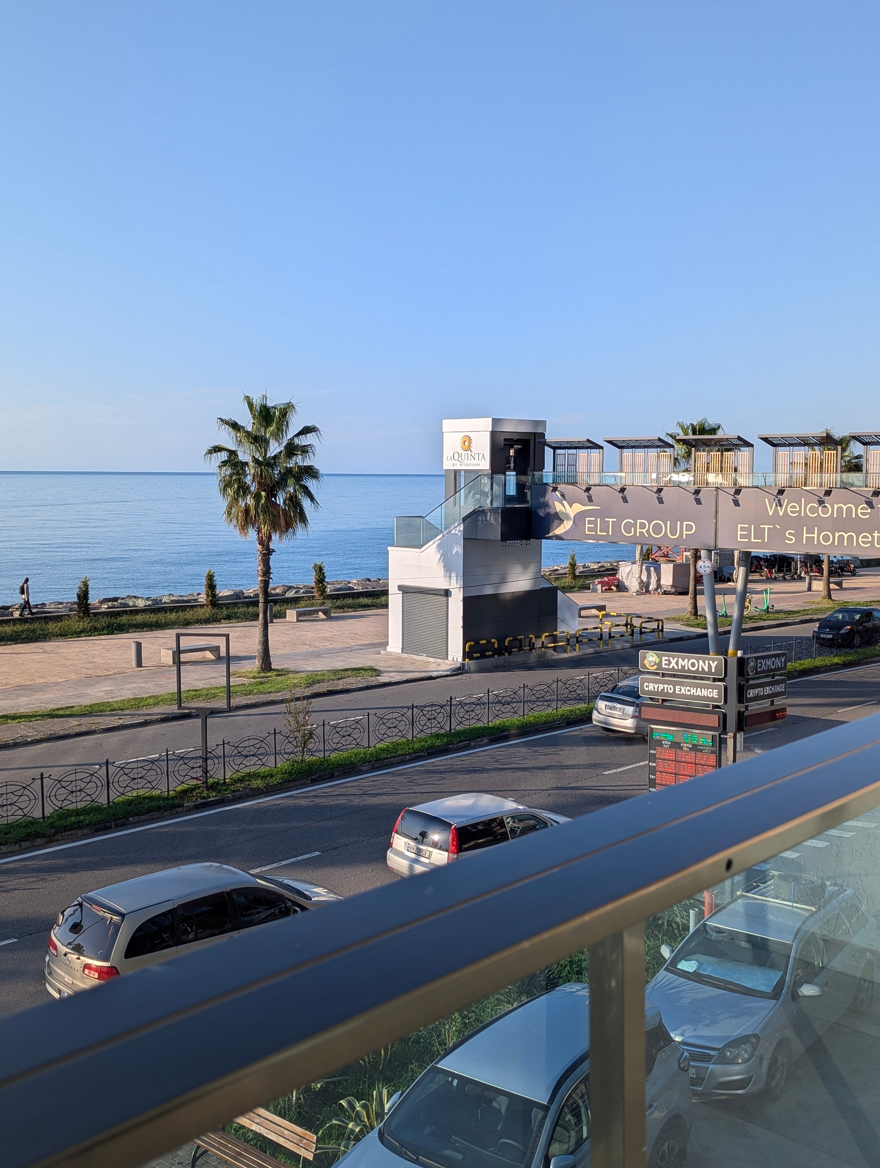 Фото Hotel Black Sea