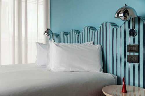 Гостиница CX Naples Centrale Campus & Hotel в Неаполе