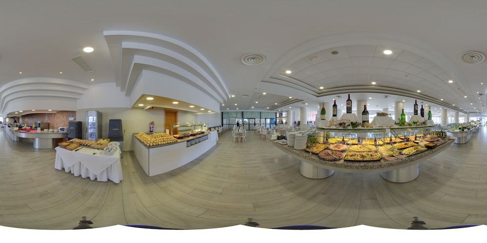 Фото Hotel Puente Real