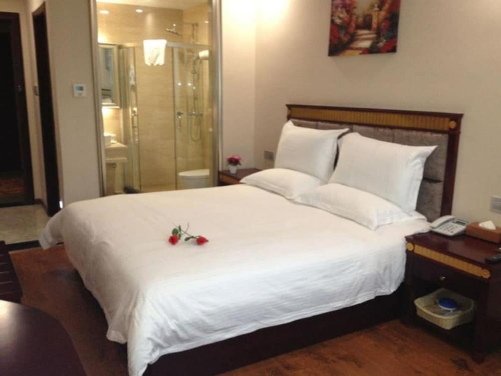 Фото GreenTree Inn Meizhou Meijiang District Wanda Plaza Hotel