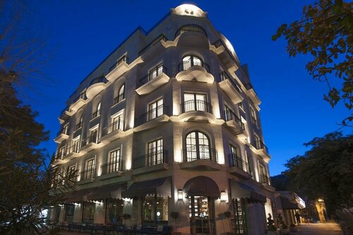 Гостиница Hotel Majestic в Будве