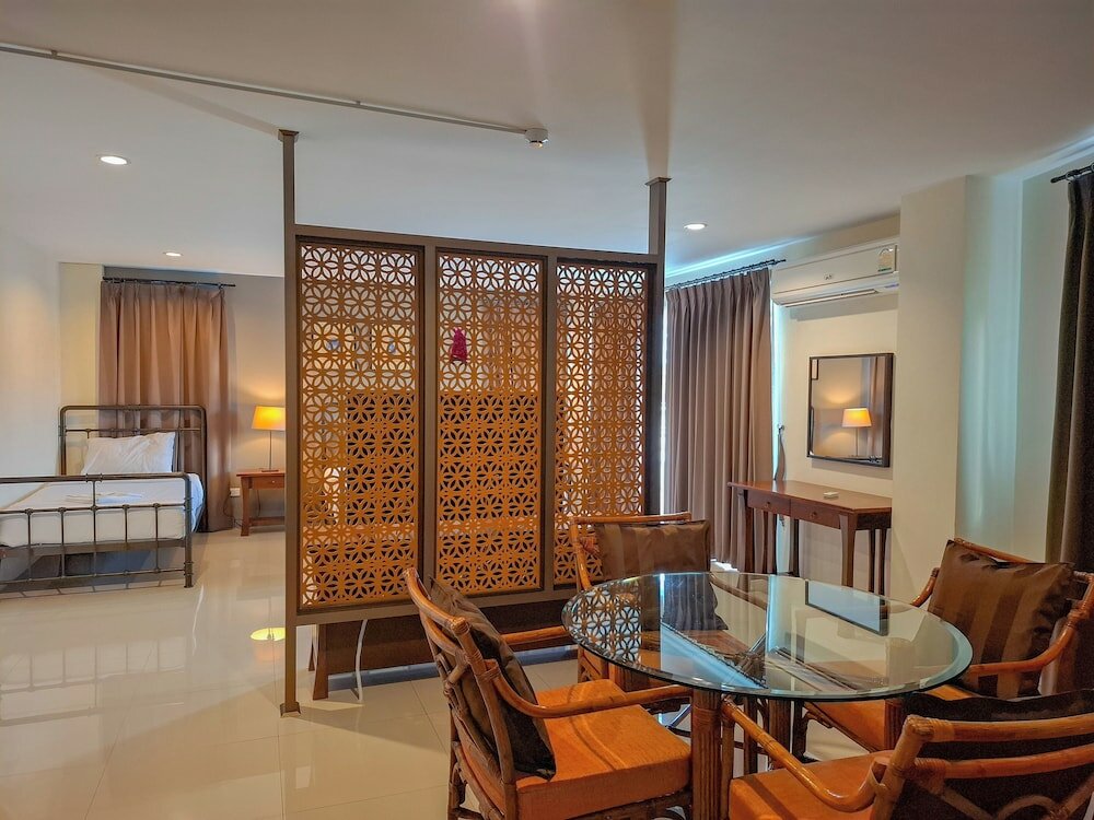Фото Курортный отель The Hideaway Resort Pattaya Chonburi