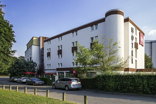 Гостиница Ibis Paris Meudon Velizy в Версале