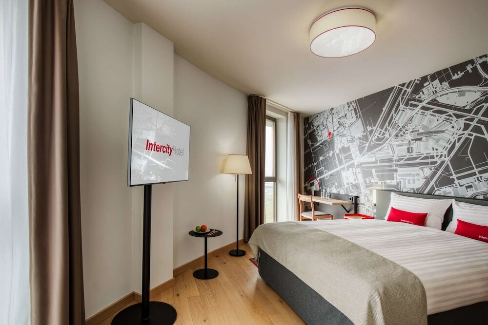 Фото IntercityHotel Amsterdam Schiphol Airport