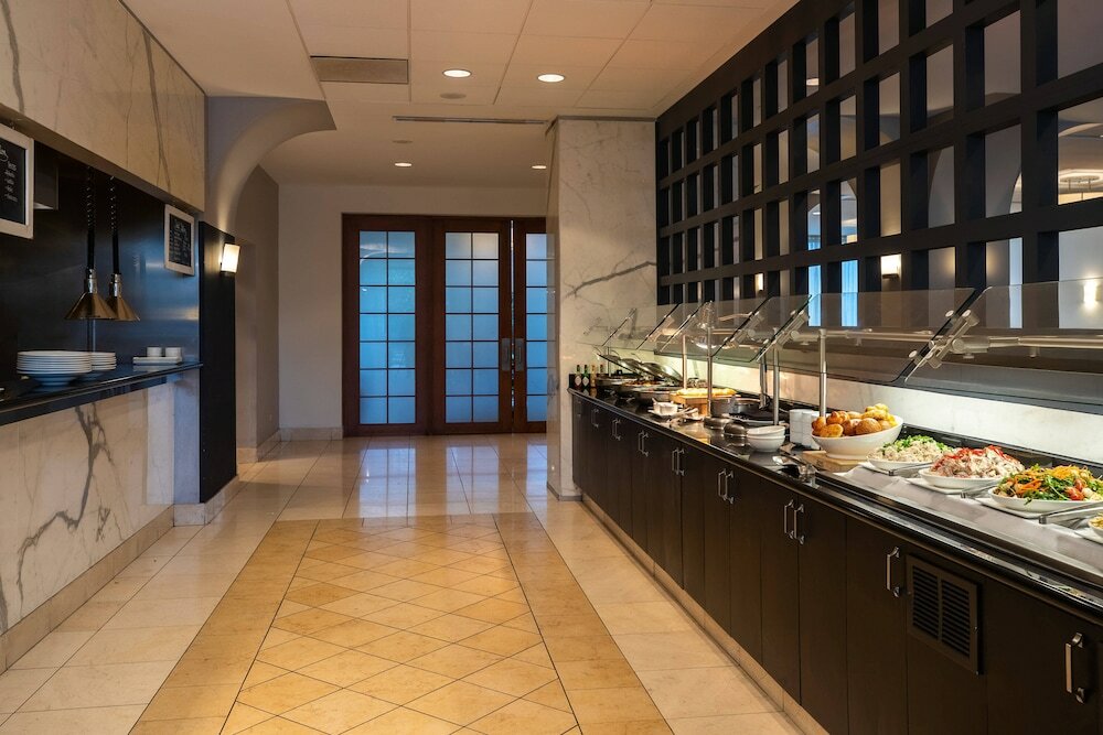 Фото Renaissance Chicago O'Hare Suites Hotel