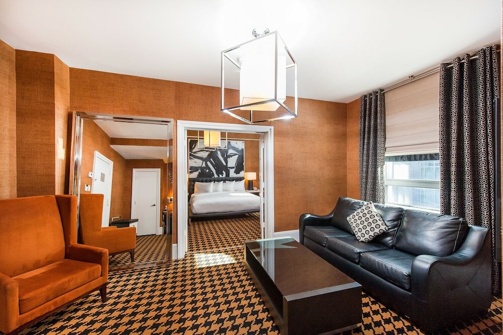 Фото Ameritania Hotel at Times Square