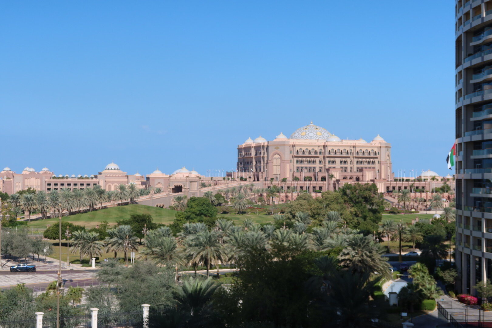 Фото Khalidiya Palace Rayhaan by Rotana