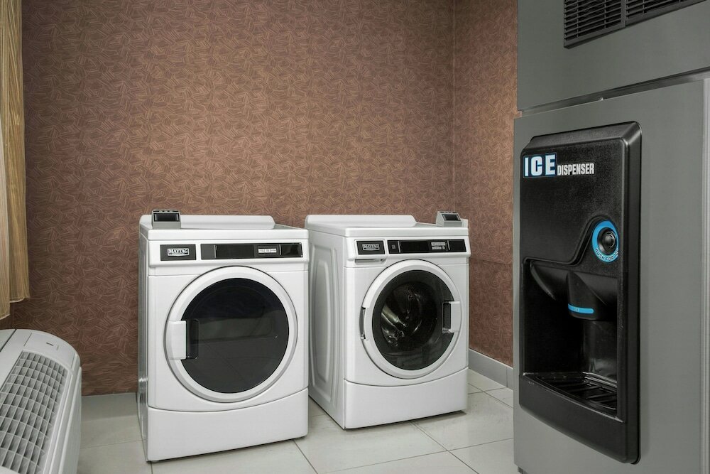 Фото Fairfield Inn & Suites by Marriott Albuquerque Airport