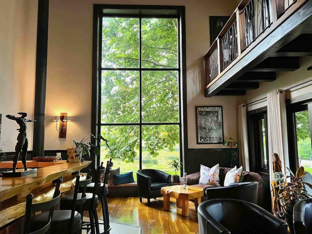 Фото Malachite Manor