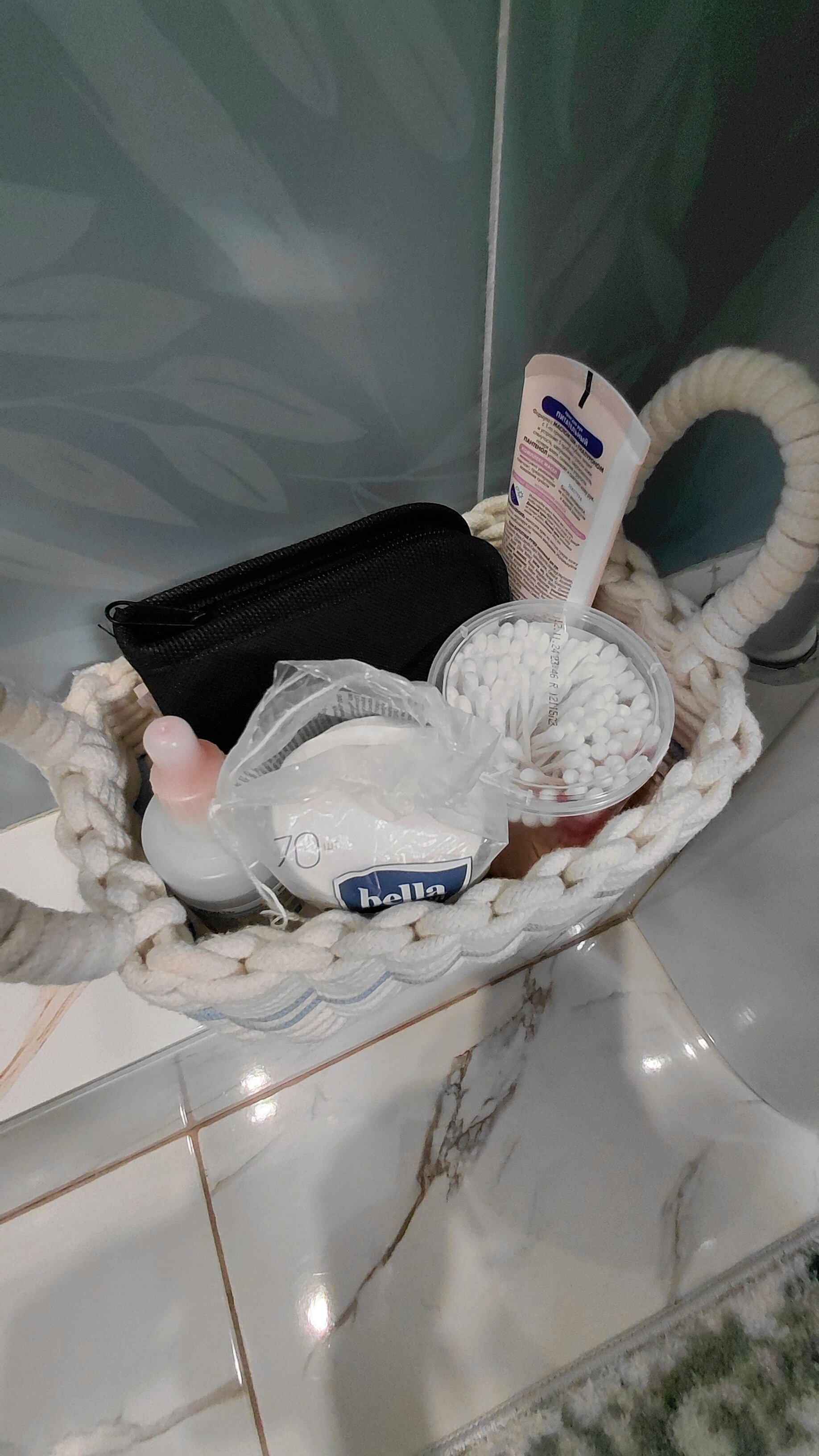 Фото Белый попугай