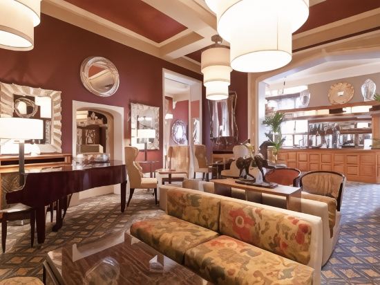 Фото Best Western Plough & Harrow Hotel