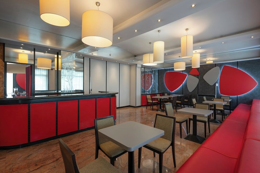 Фото Ibis Styles Parma Toscanini