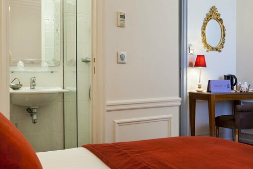 Гостиница Timhotel Tour Montparnasse в Париже