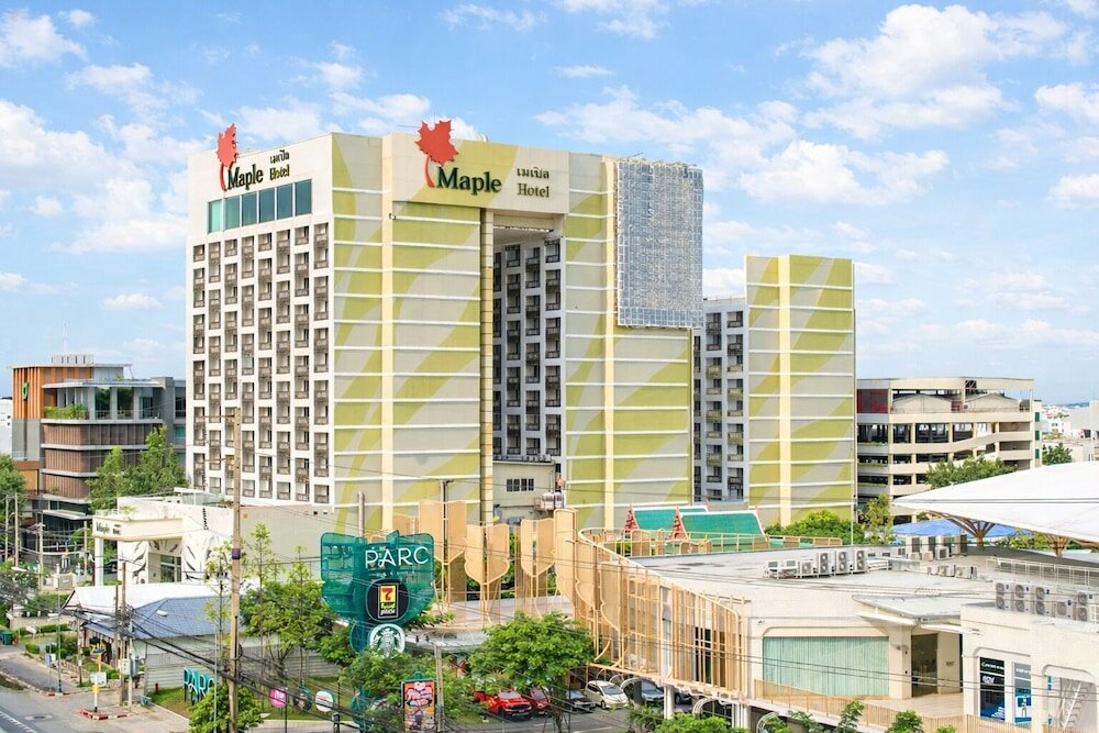 Фото Maple Hotel