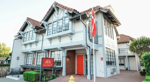 Гостиница Atterdag Inn в Солванге