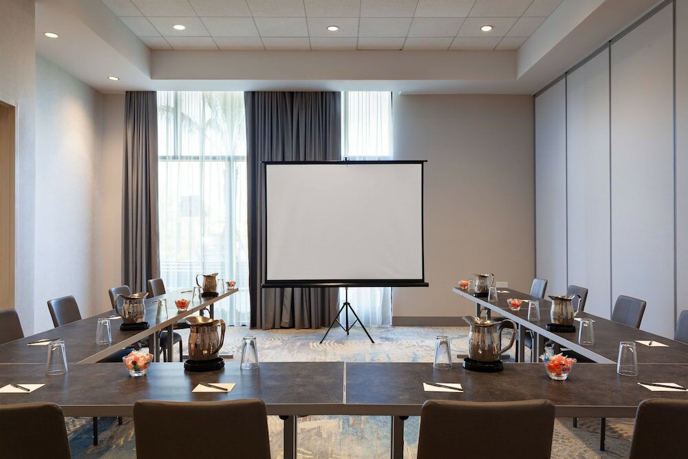 Фото Residence Inn by Marriott Orlando at Millenia