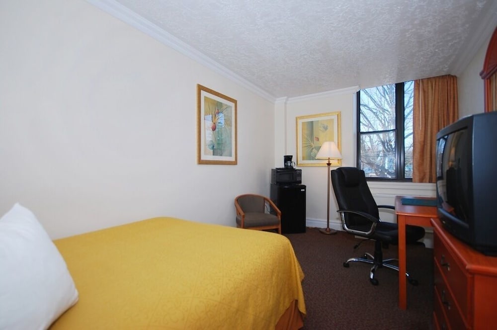 Фото Quality Inn Massena