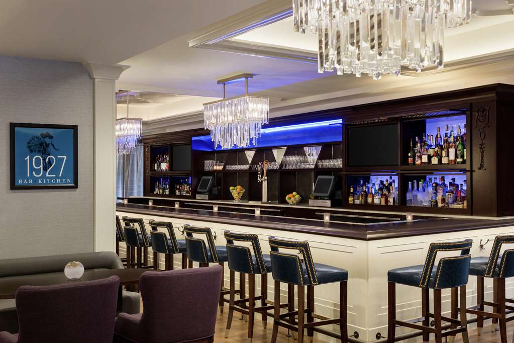 Фото Hilton Checkers