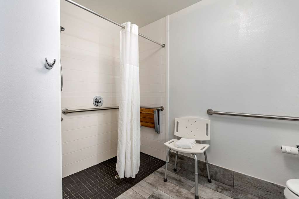 Фото Hampton Inn & Suites Louisville East