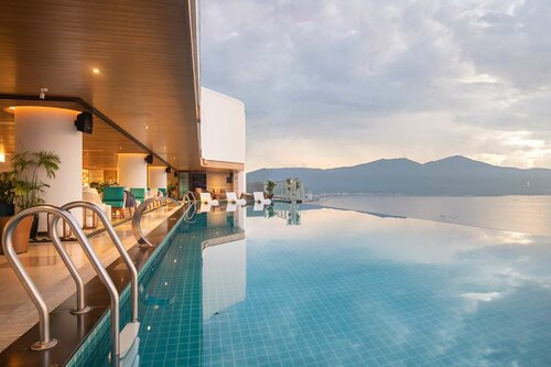 Гостиница Radisson Hotel Danang в Дананге