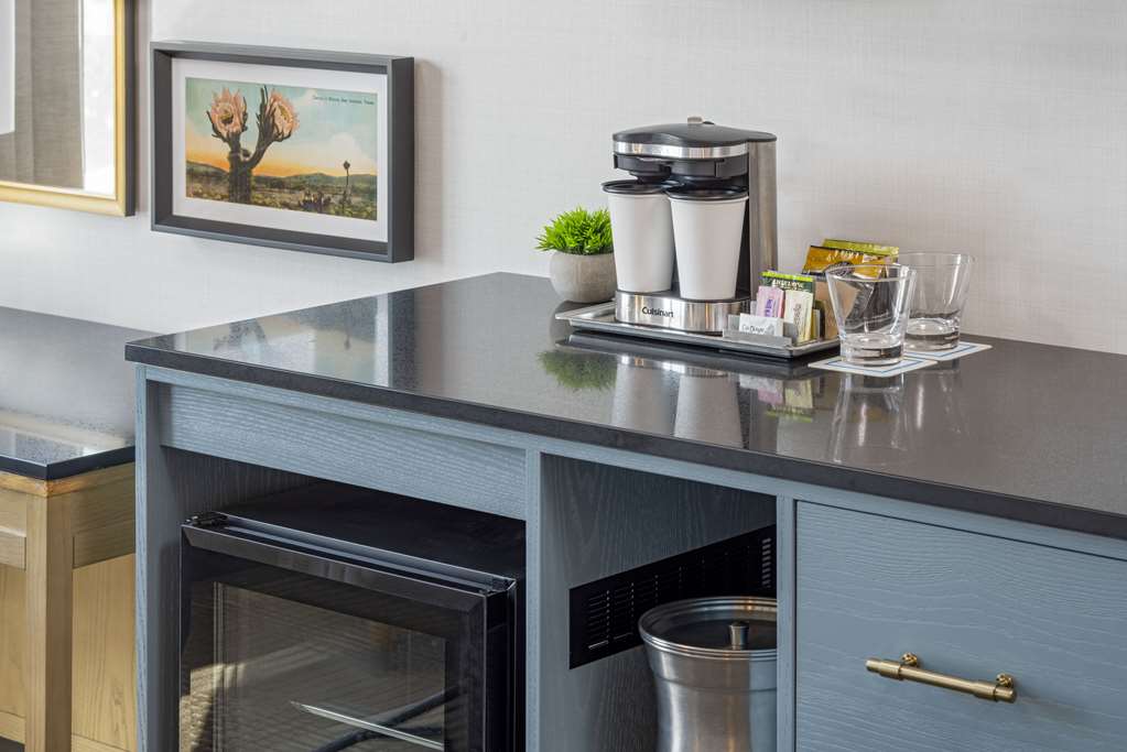 Фото Hilton San Antonio Hill Country