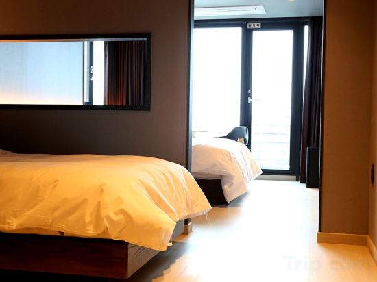 Фото Suntree Hotel