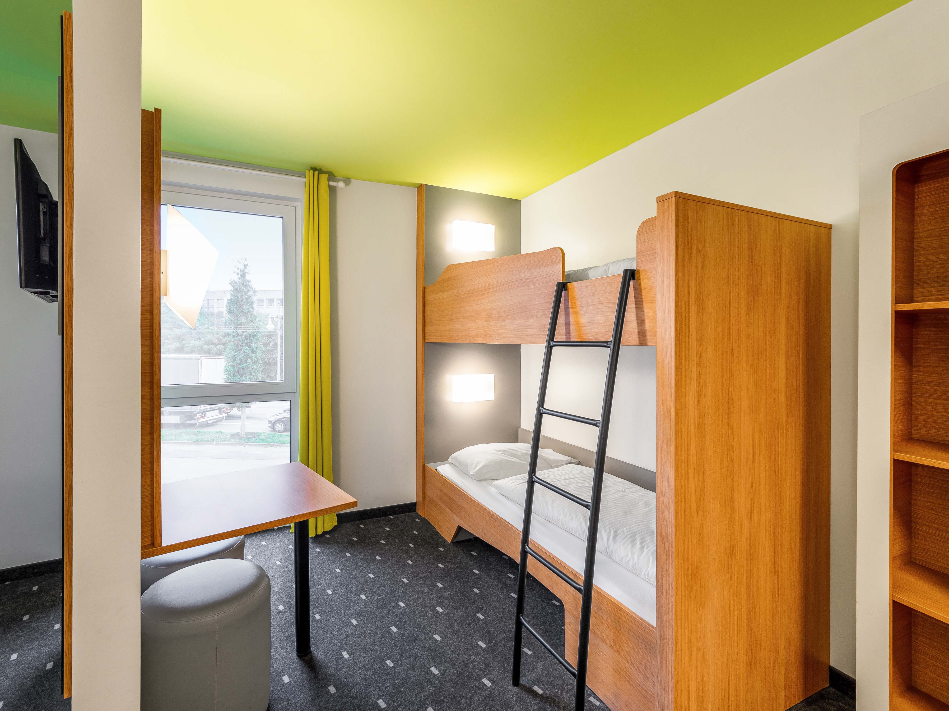 Фото B&b Hotel Krefeld