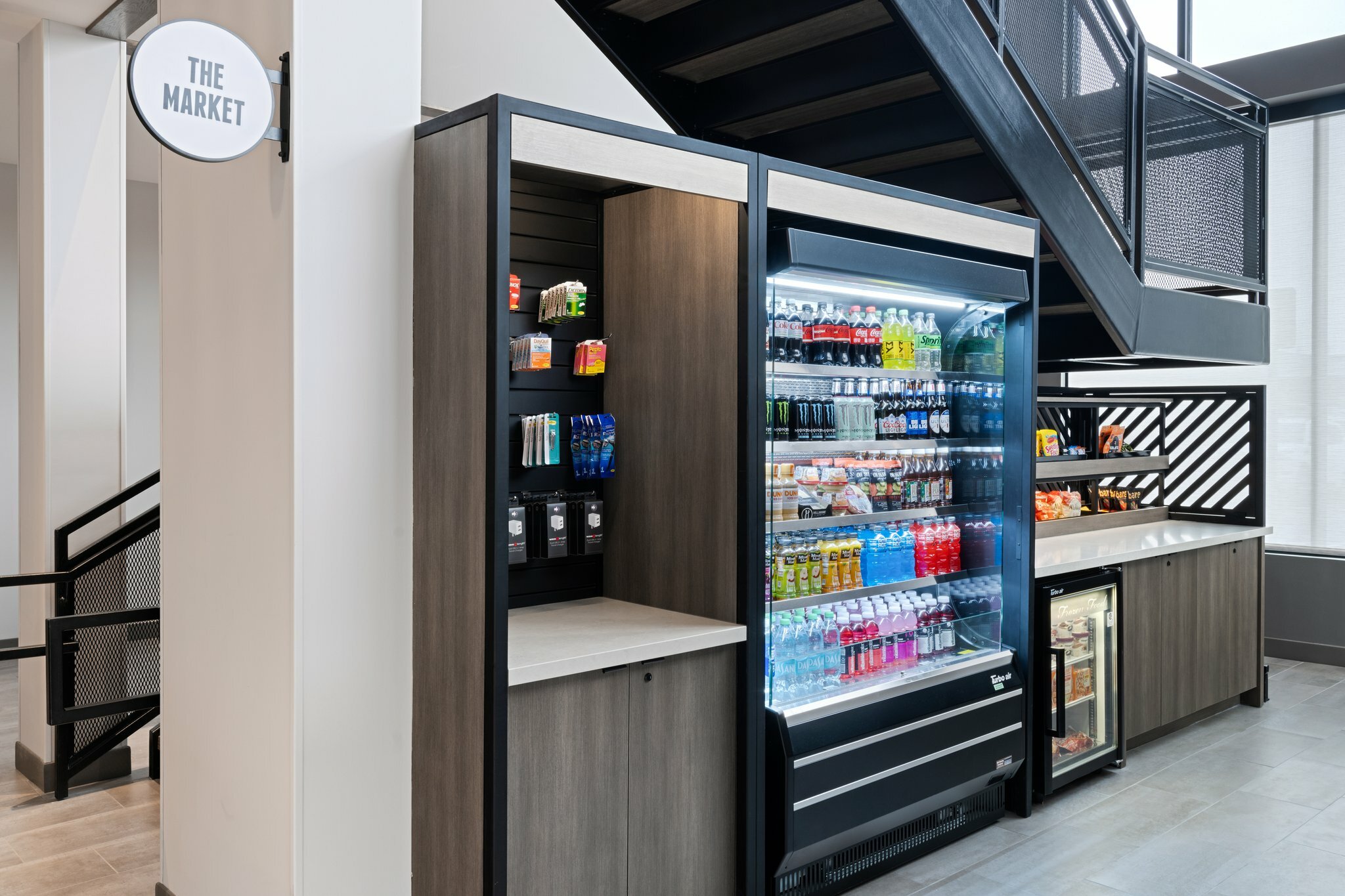 Фото Atwell Suites Kansas City Airport, an Ihg Hotel