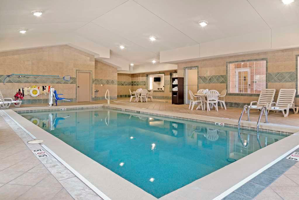 Фото Best Western Executive Inn & Suites