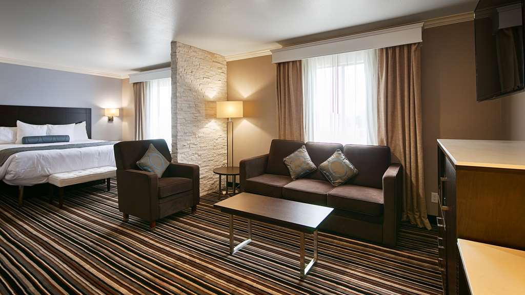 Фото Best Western Plus Diamond Valley Inn