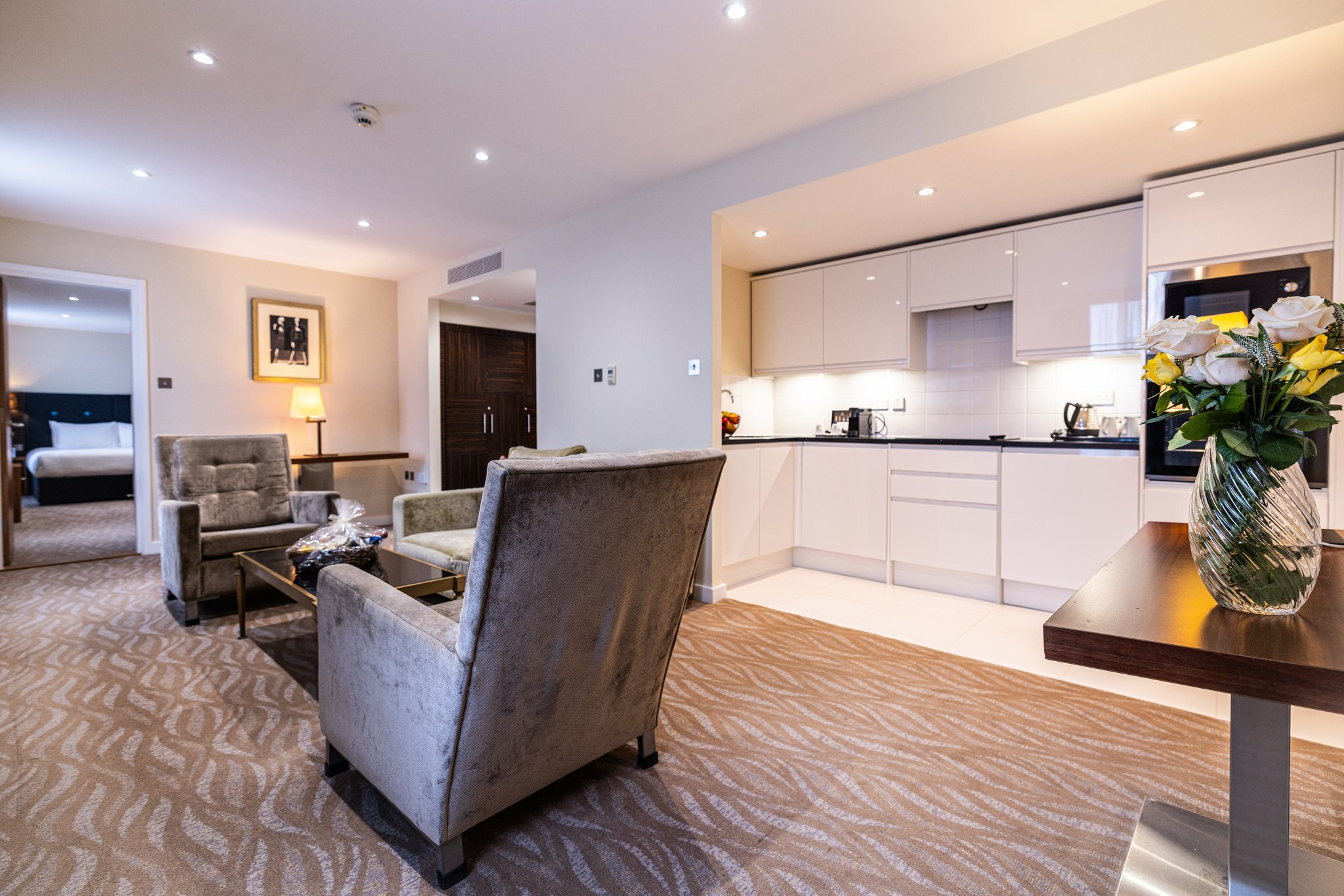 Фото Holiday Inn London - Kensington High St., an Ihg Hotel