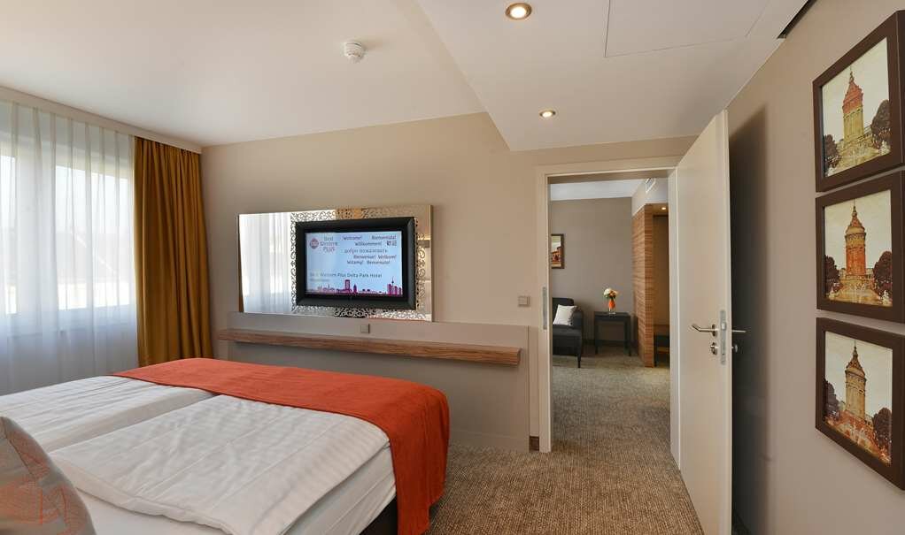 Фото Best Western Plus Delta Park Hotel