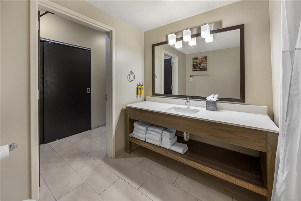 Фото Best Western Plus Zion Canyon Inn & Suites