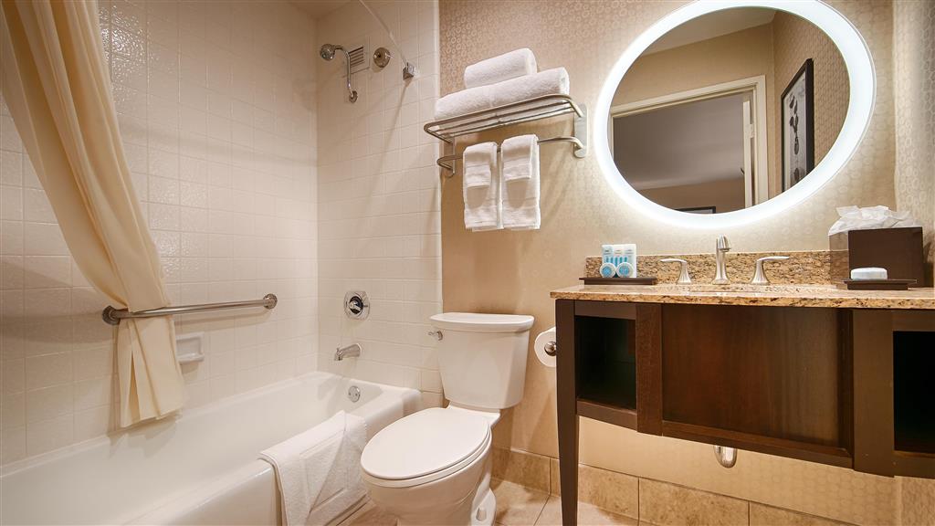 Фото Best Western Plus Suites Hotel Coronado Island