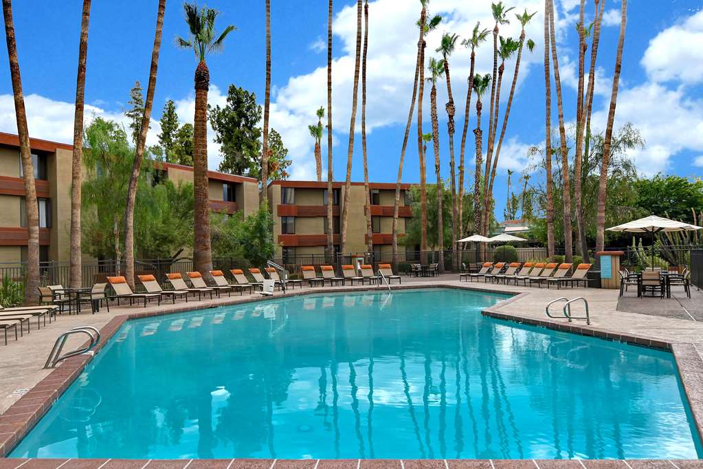 Фото DoubleTree by Hilton Hotel Phoenix Tempe