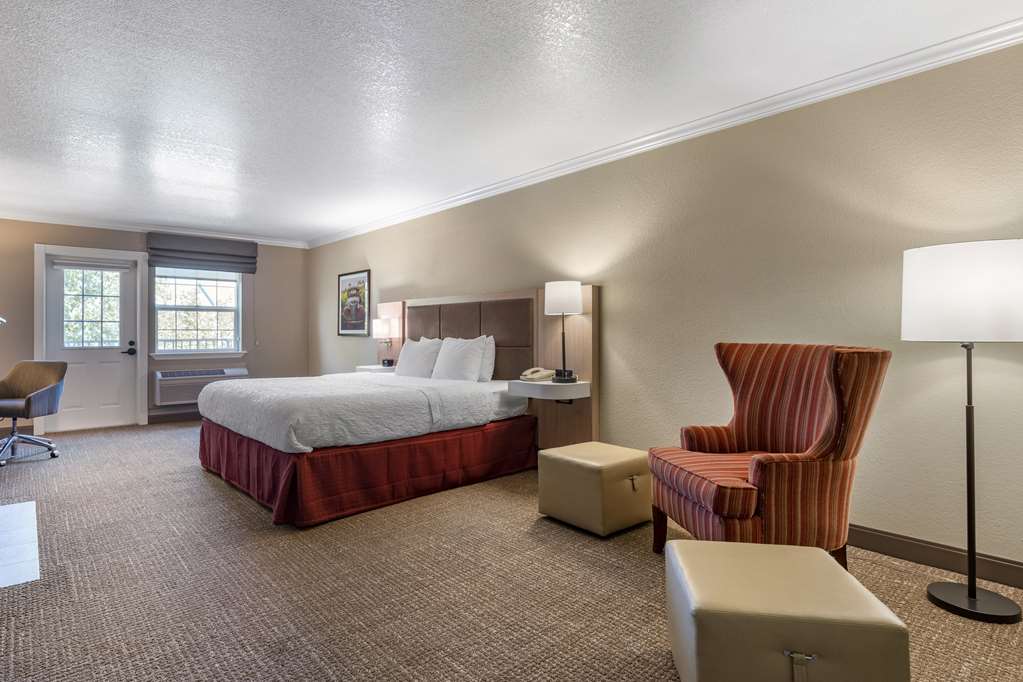 Фото Hampton Inn Ukiah