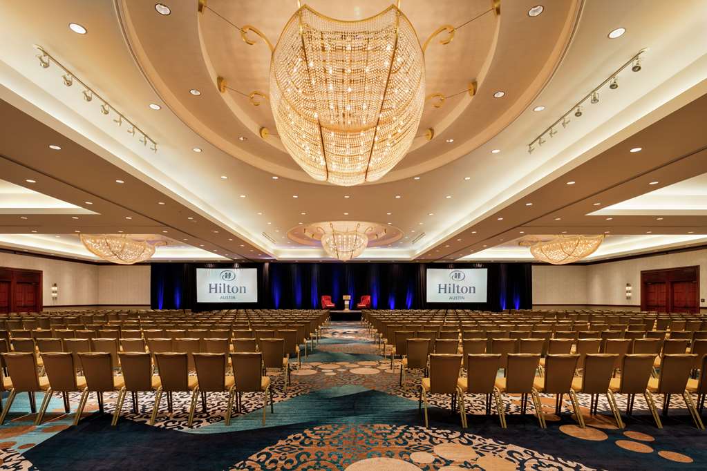 Фото Hilton Austin